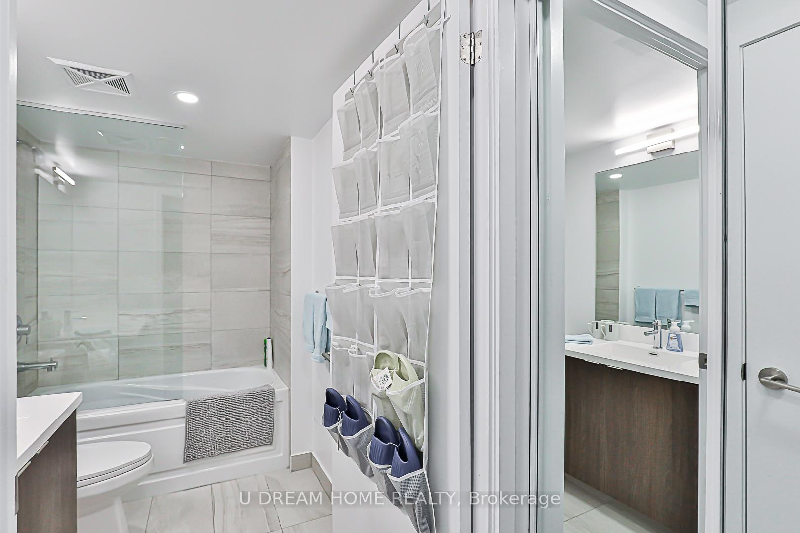 1 Bedroom Condo at 219 Dundas, Toronto For sale