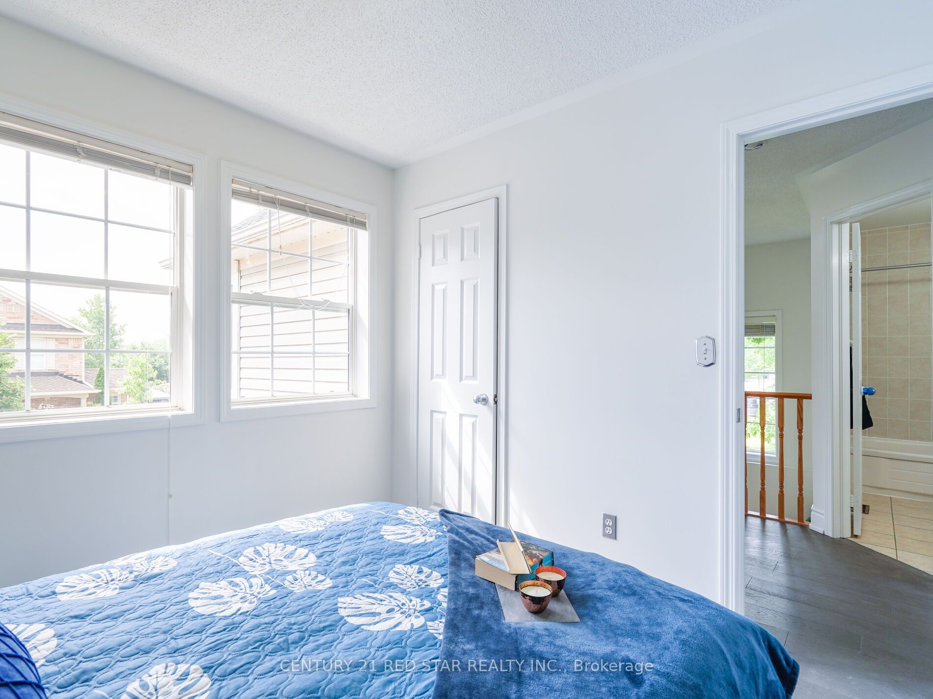 1144 Barclay Circle