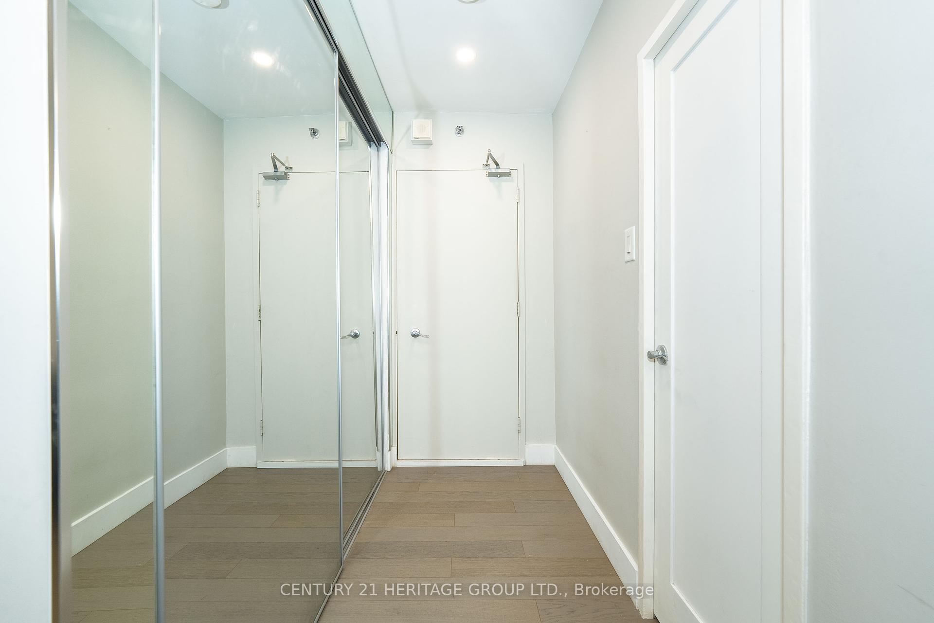 Co-op at 78 Warren, Toronto For sale