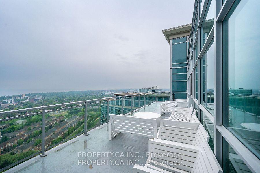 2 Bedrooms Condo at 165 Legion, Toronto For sale