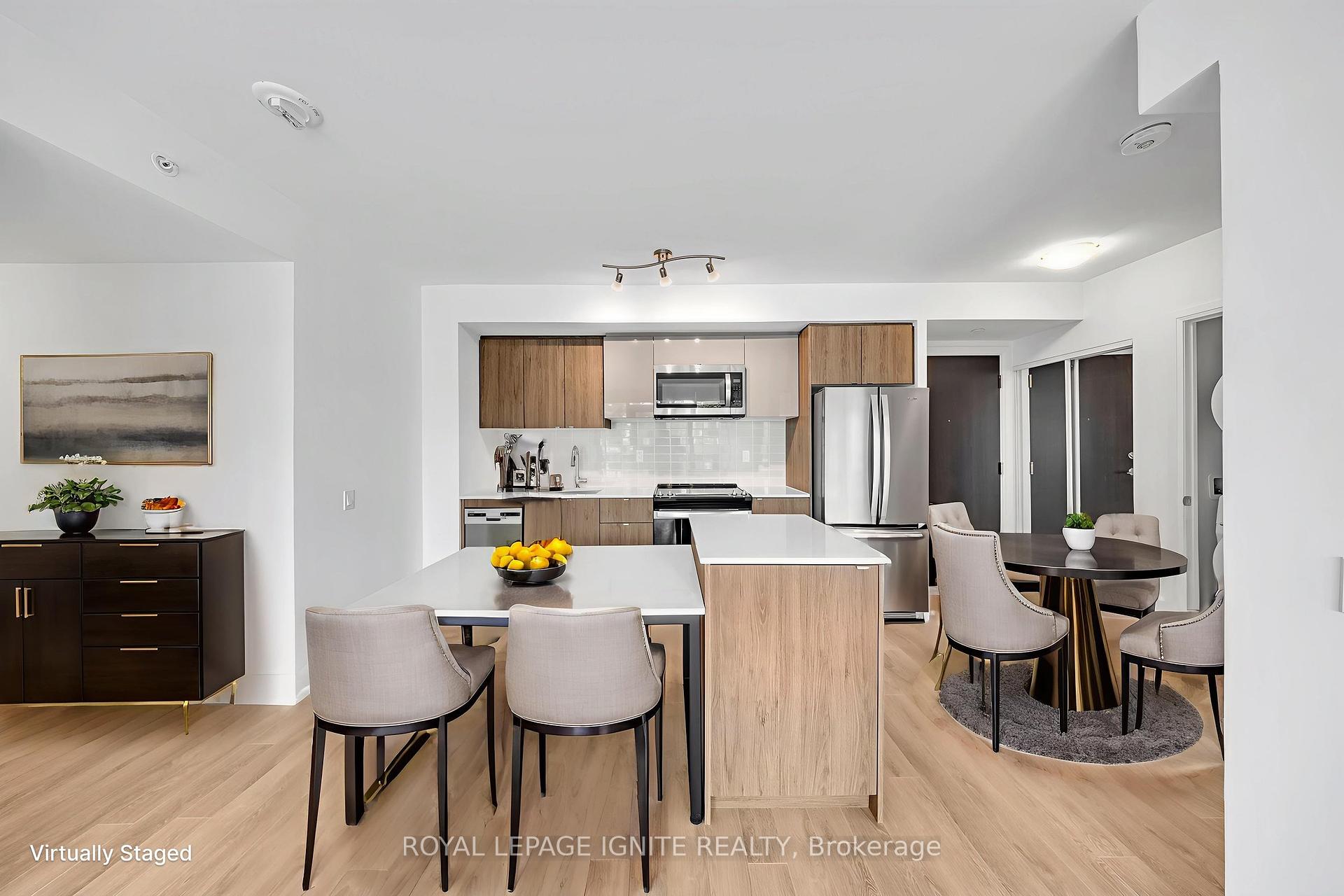 3 Bedrooms Condo at 1461 Lawrence, Toronto For sale