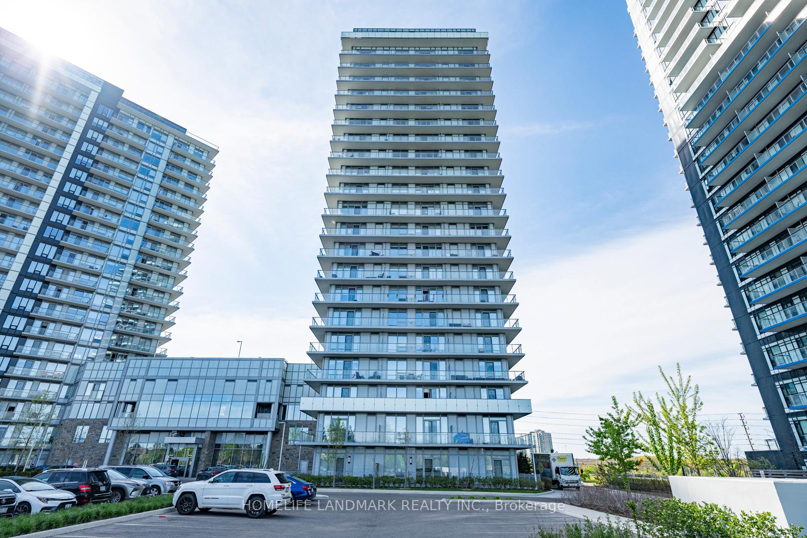 3 Bedrooms Condo at 4675 Metcalfe, Mississauga For sale