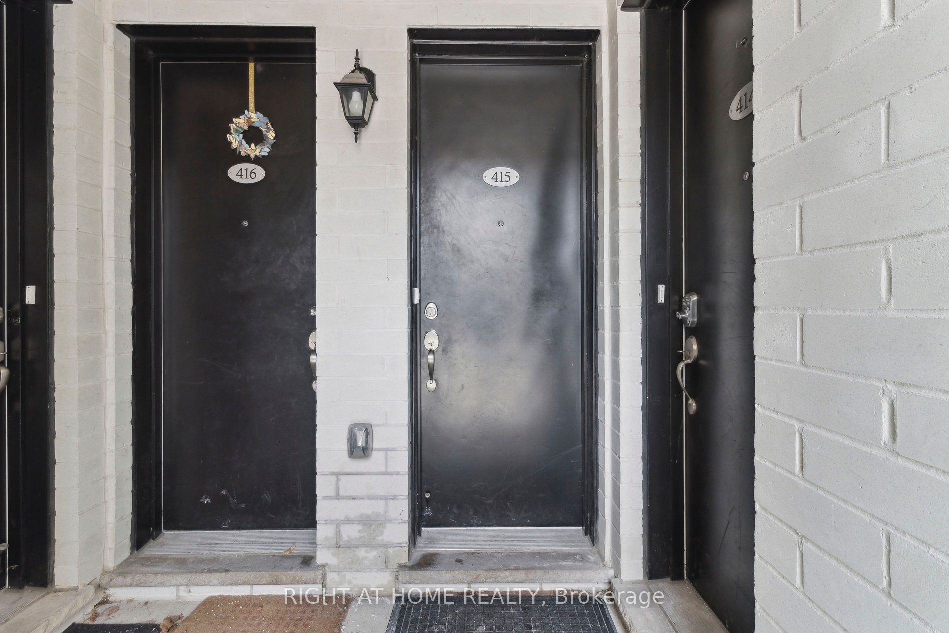 130 Widdicombe Hill Boulevard W, #415