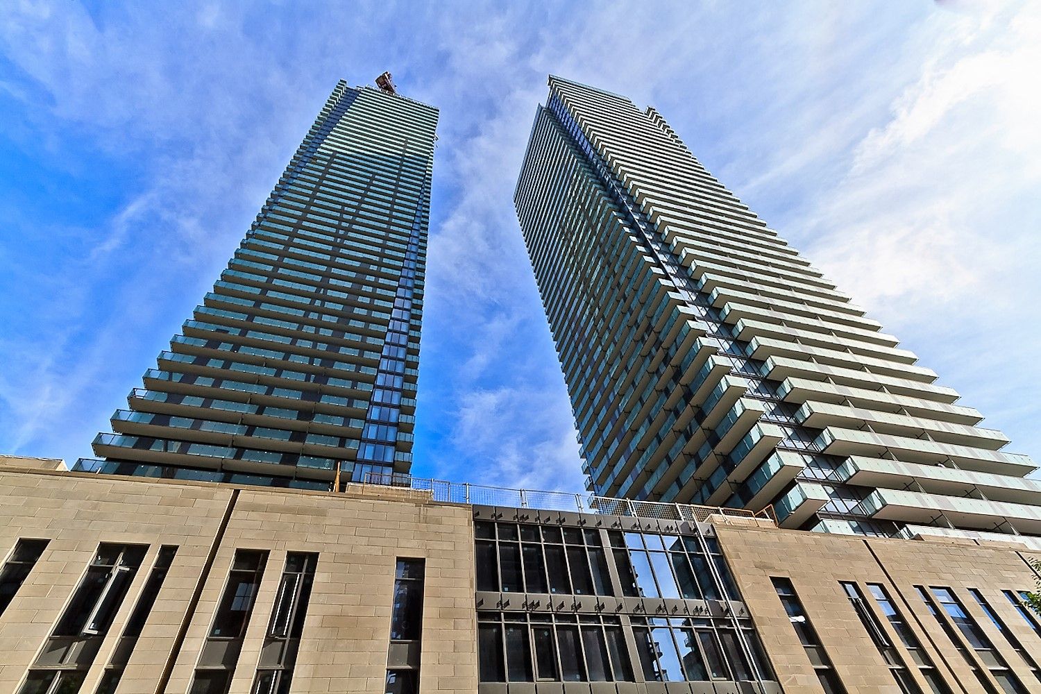 1080 Bay Street 4502