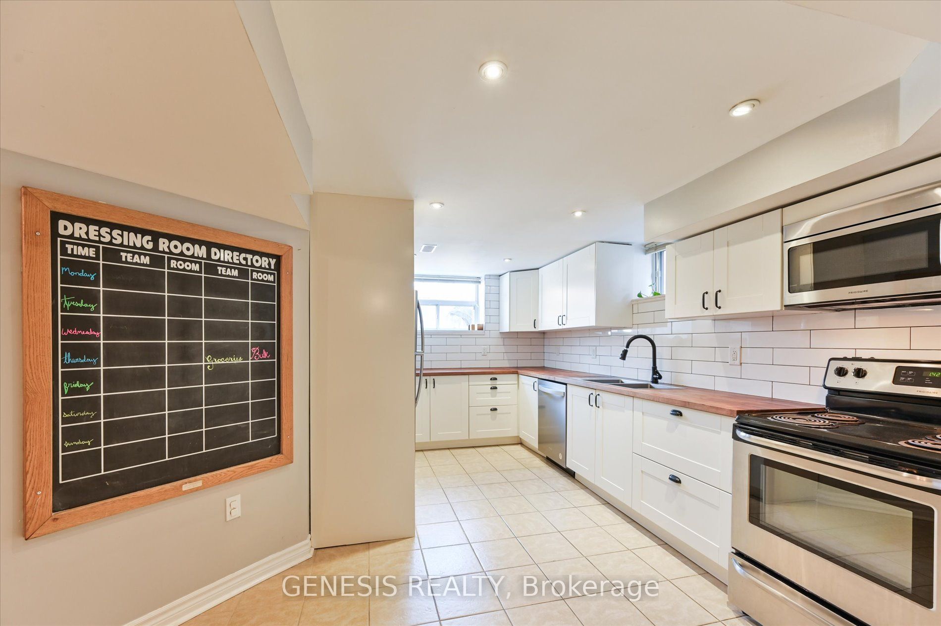 455 Caledonia Road