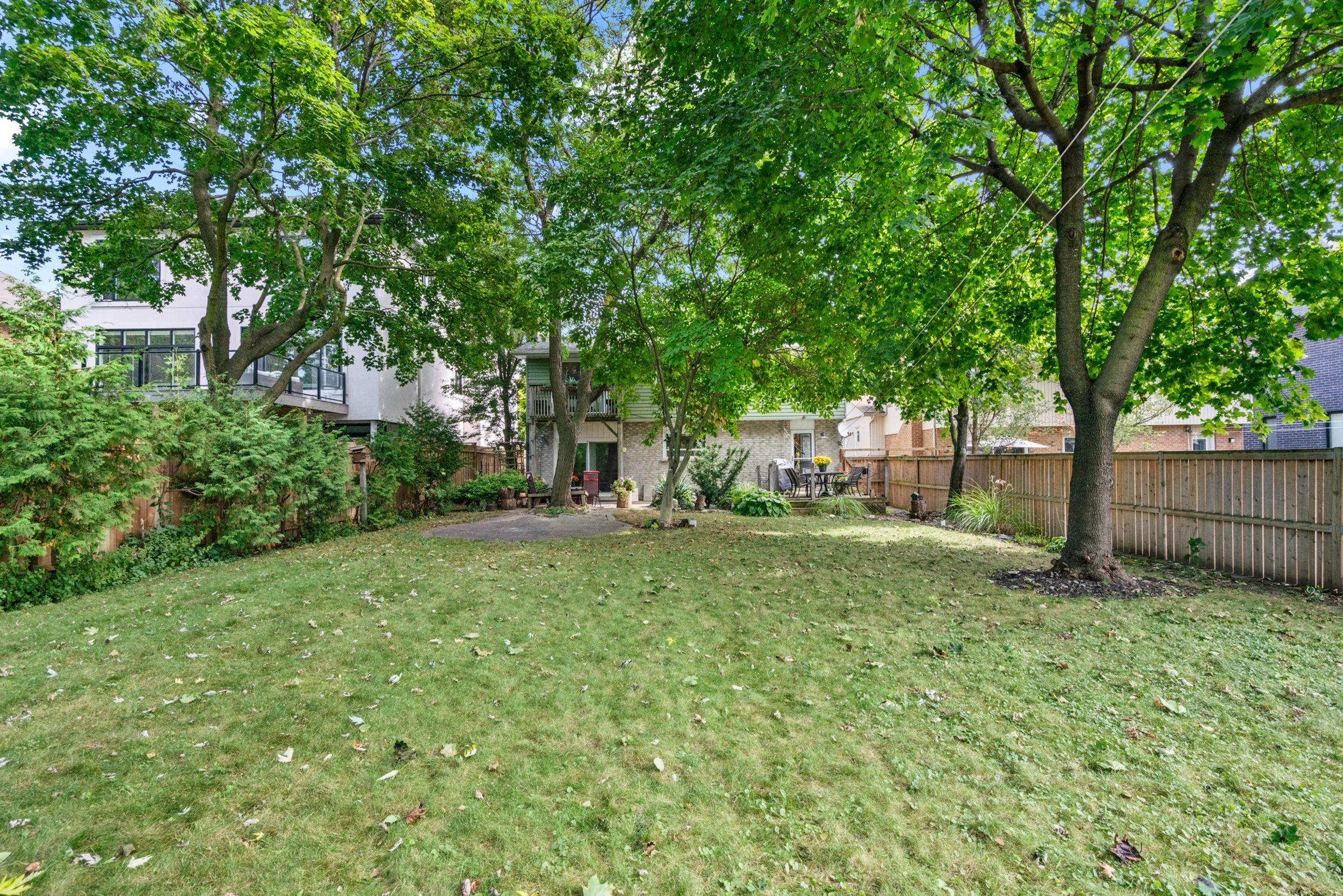 1890 Spruce Hill Road
