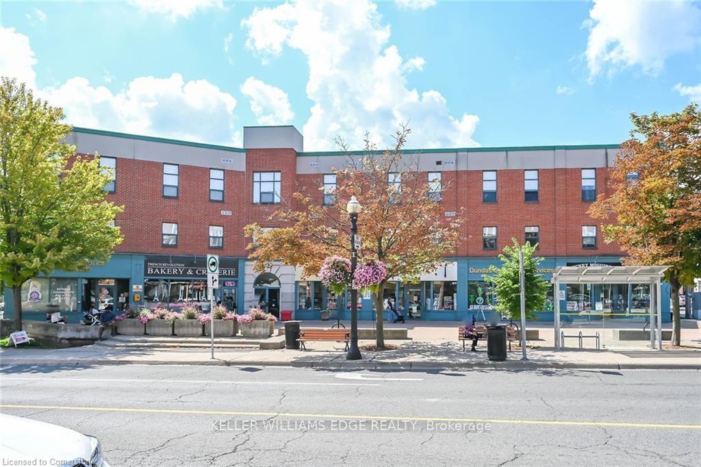 2 Bedrooms Condo at 2 King,  Hamilton For sale