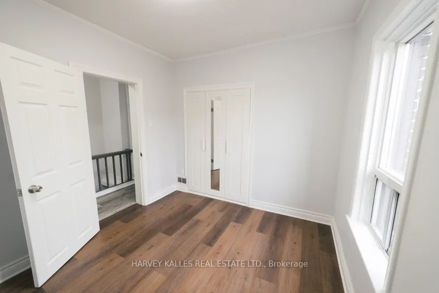 1309 Dupont Street 2