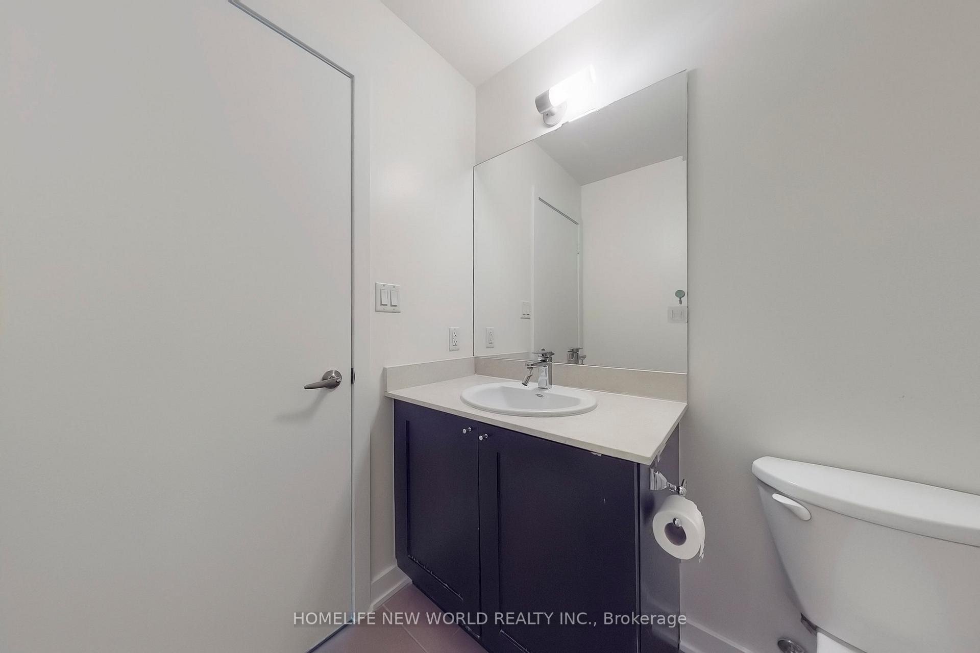 2 Bedrooms Condo at 4070 Confederation, Mississauga For sale