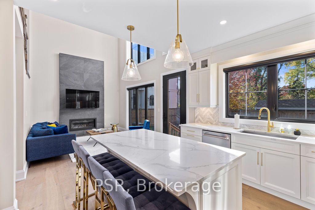 308 Appleby Line