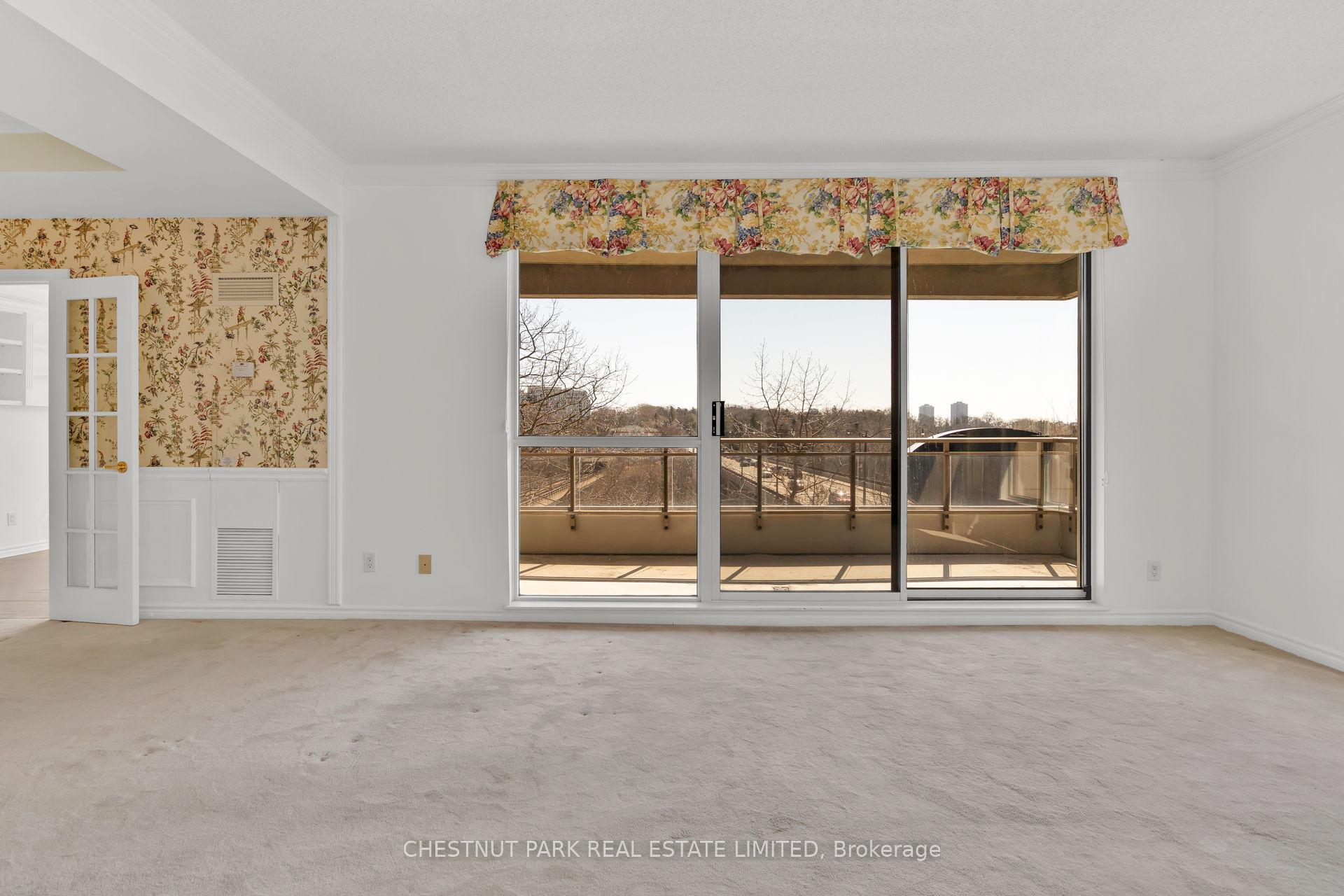 3 Bedrooms Condo at 2662 Bloor, Toronto For sale