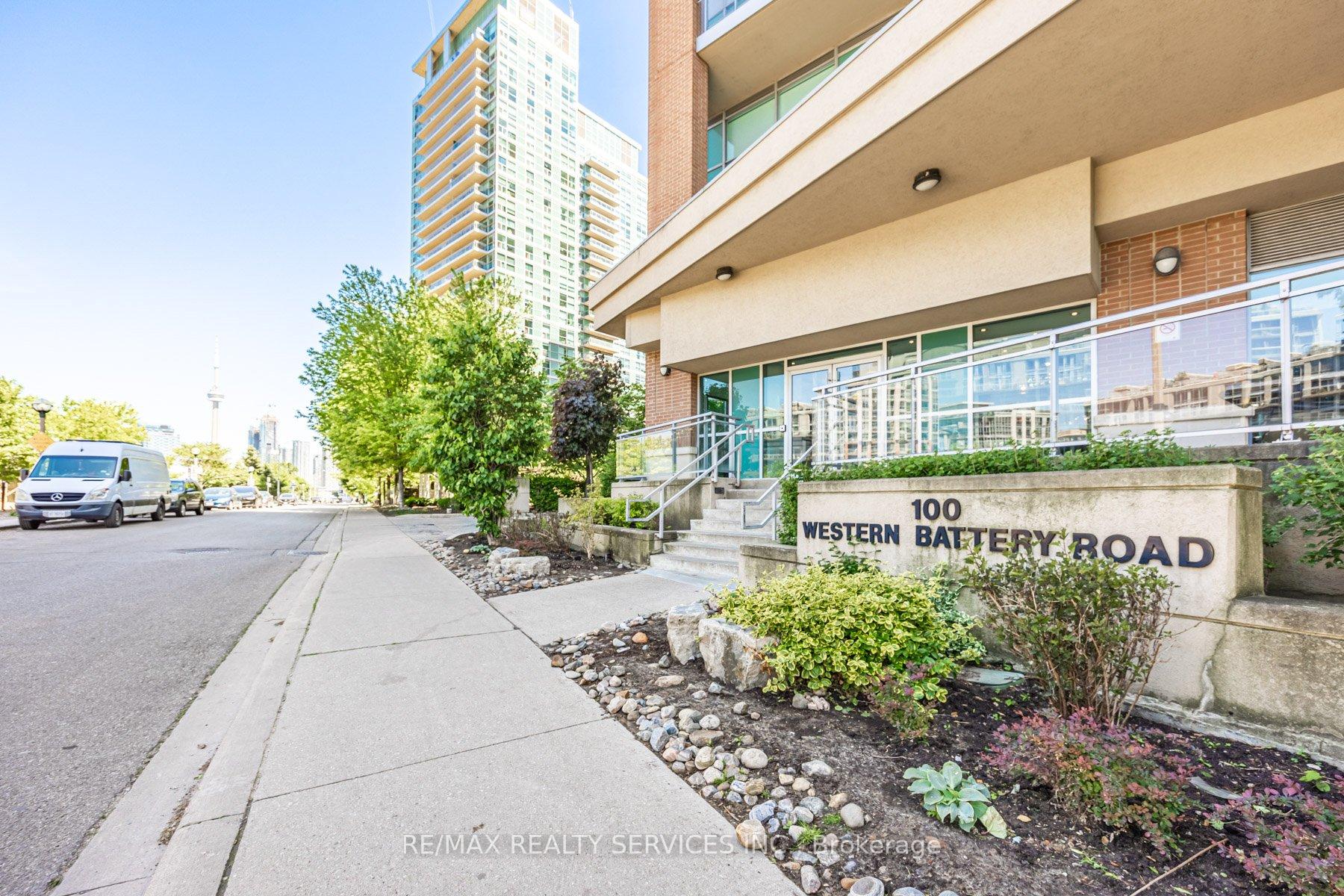 2 Bedrooms Condo at 100 Western Battery,  Toronto For sale