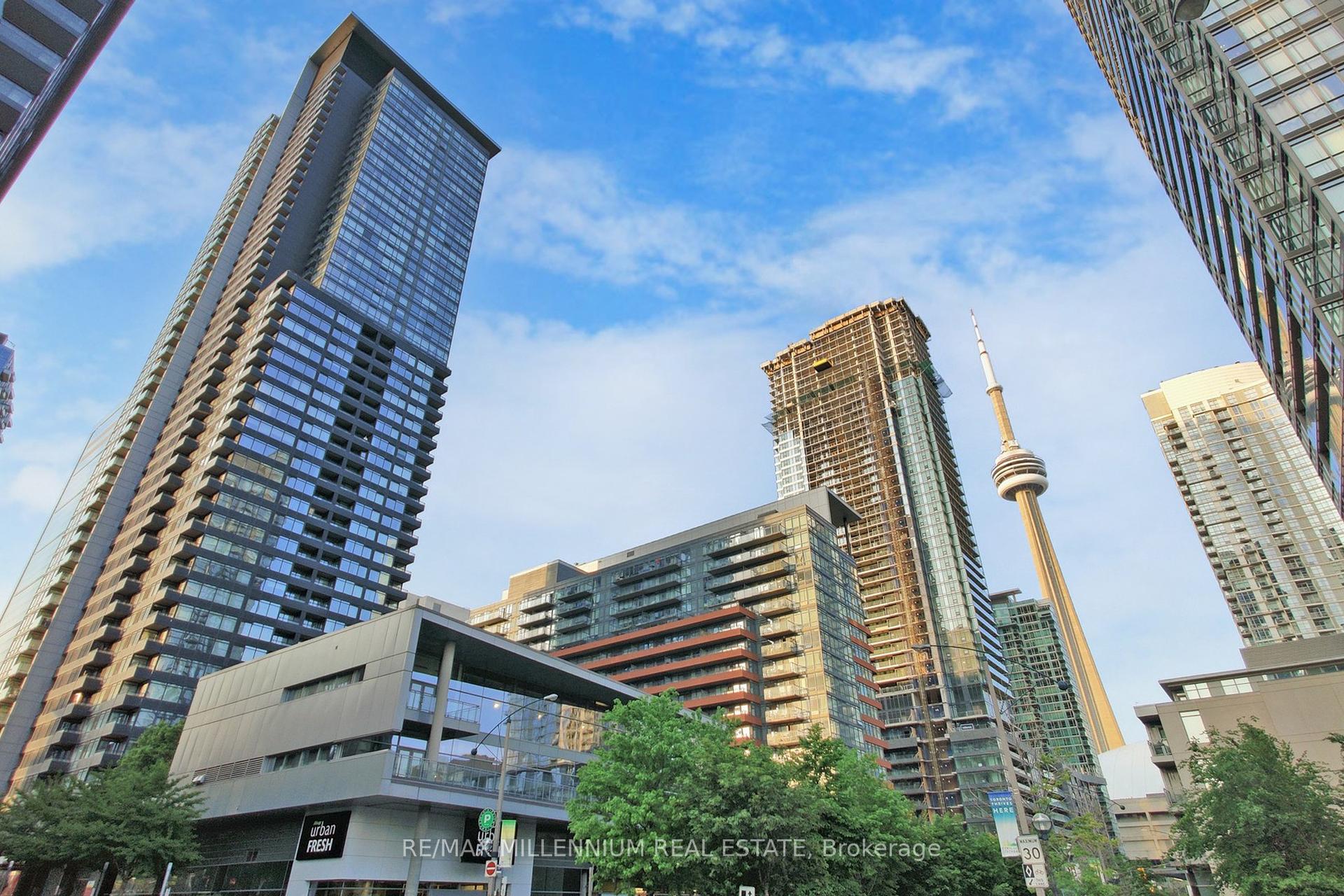 1 Bedroom Condo at 25 Telegram, Toronto For sale