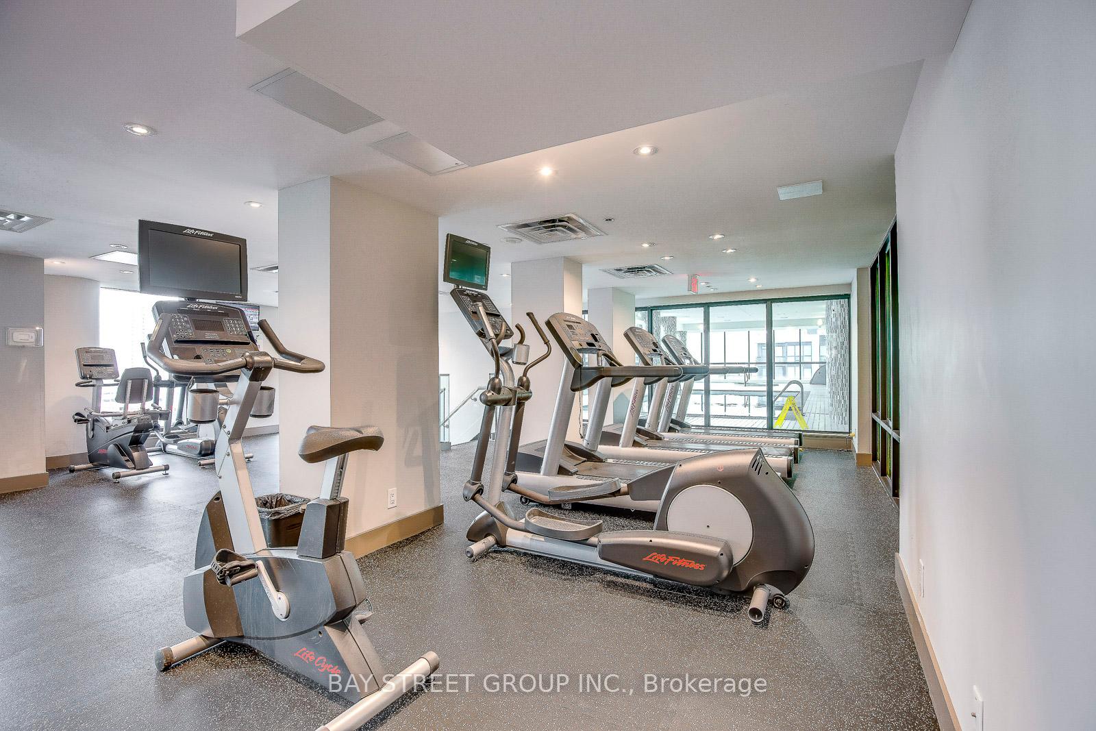2 Bedrooms Condo at 3985 Grand Park, Mississauga For sale