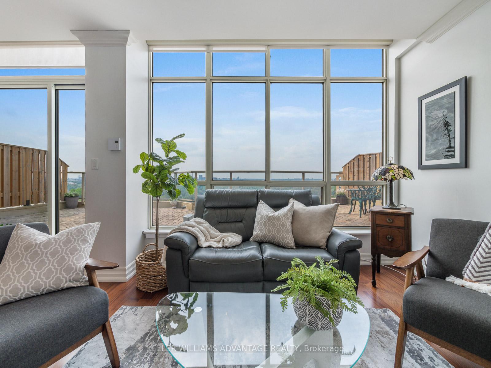 3 Bedrooms Condo at 20 Guildwood,  Toronto For sale