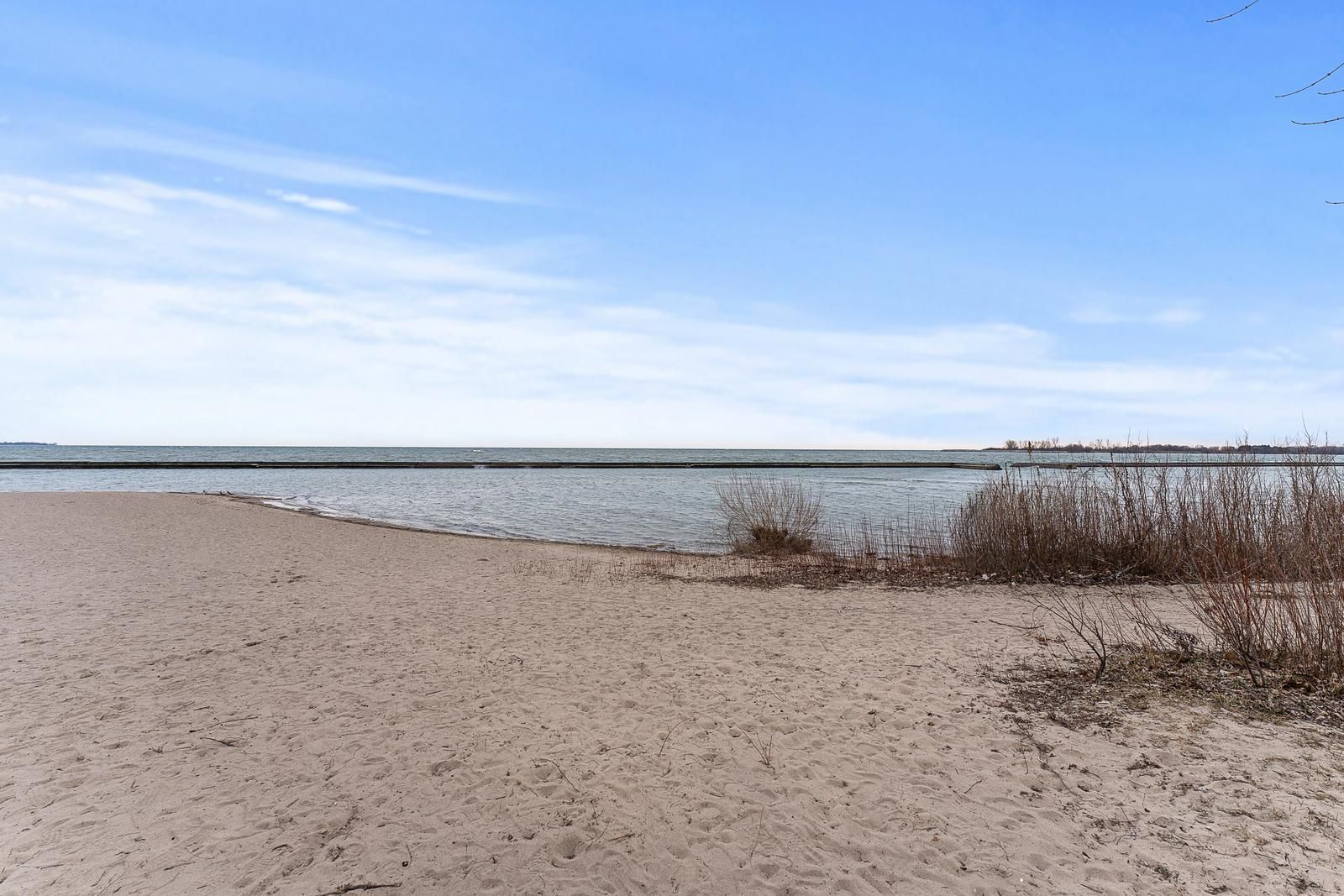 1928 Lakeshore Boulevard 4203