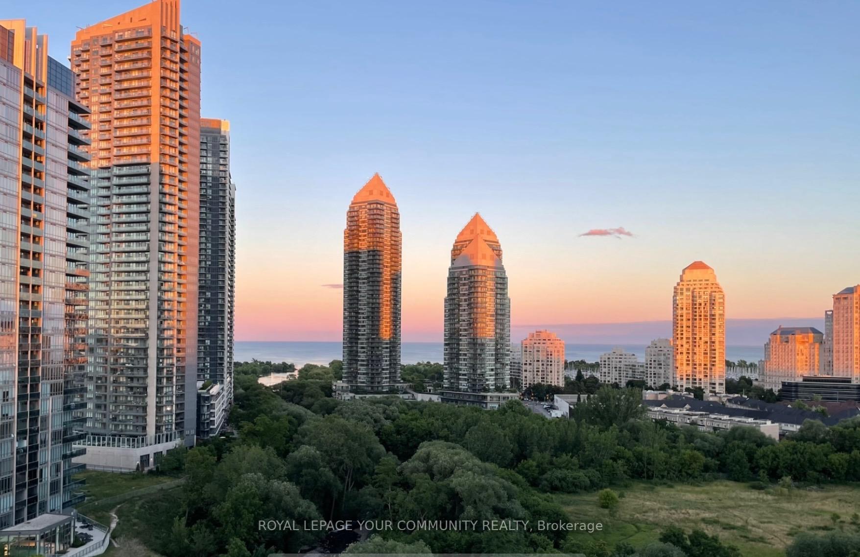 2 Bedrooms Condo at 165 Legion, Toronto For sale