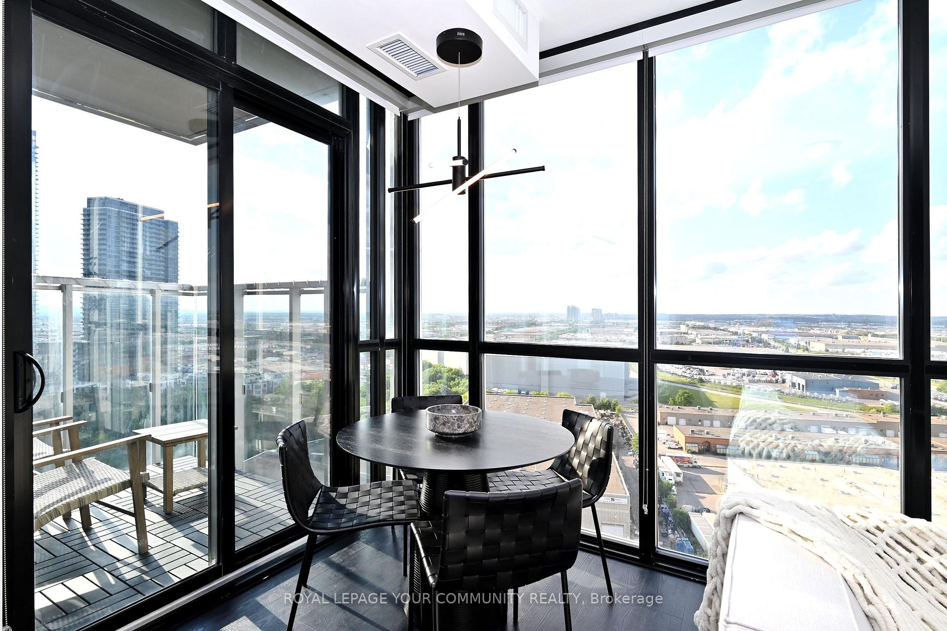 2 Bedrooms Condo at 2908 Highway 7, Vaughan For sale