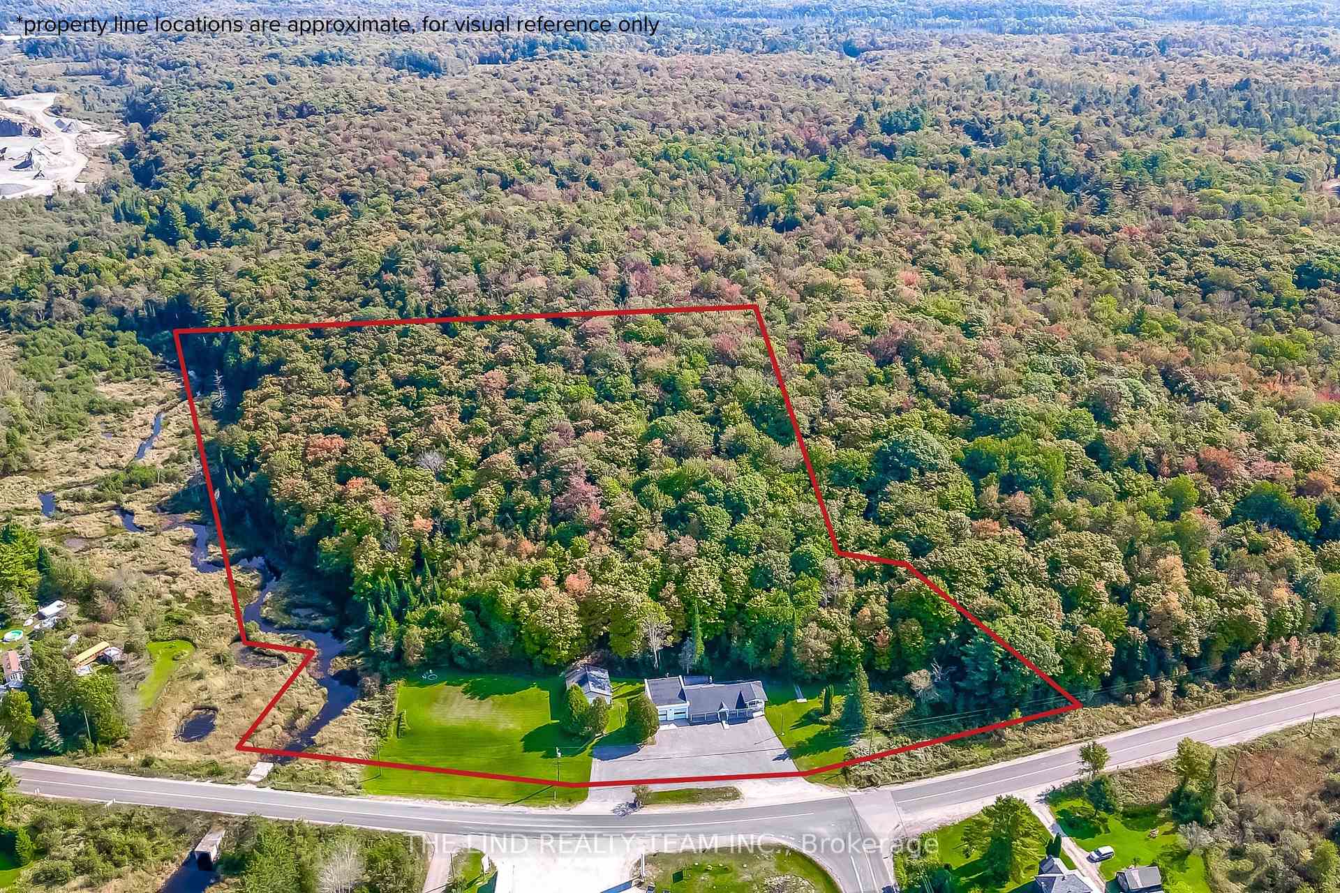 949 Raymond Road, Muskoka Lakes, ON P0B 1M0