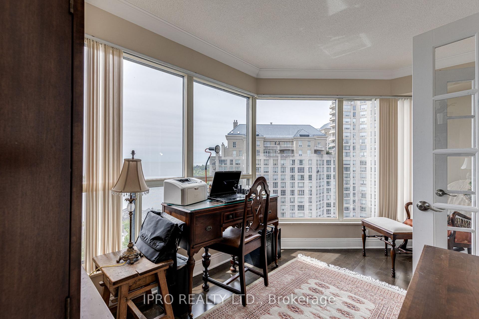 3 Bedrooms Condo at 2269 Lake Shore, Toronto For sale
