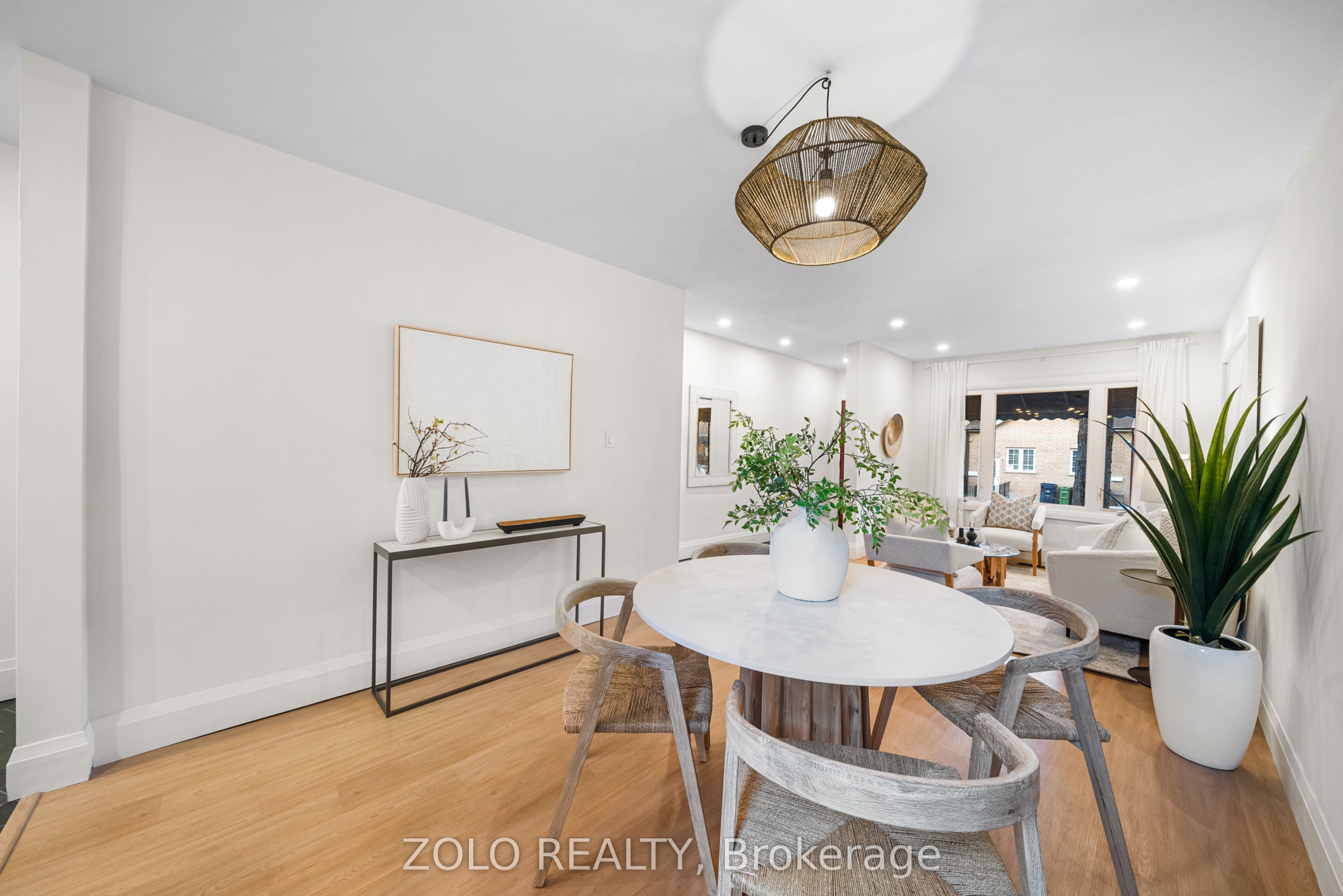 82 Bellwoods Avenue
