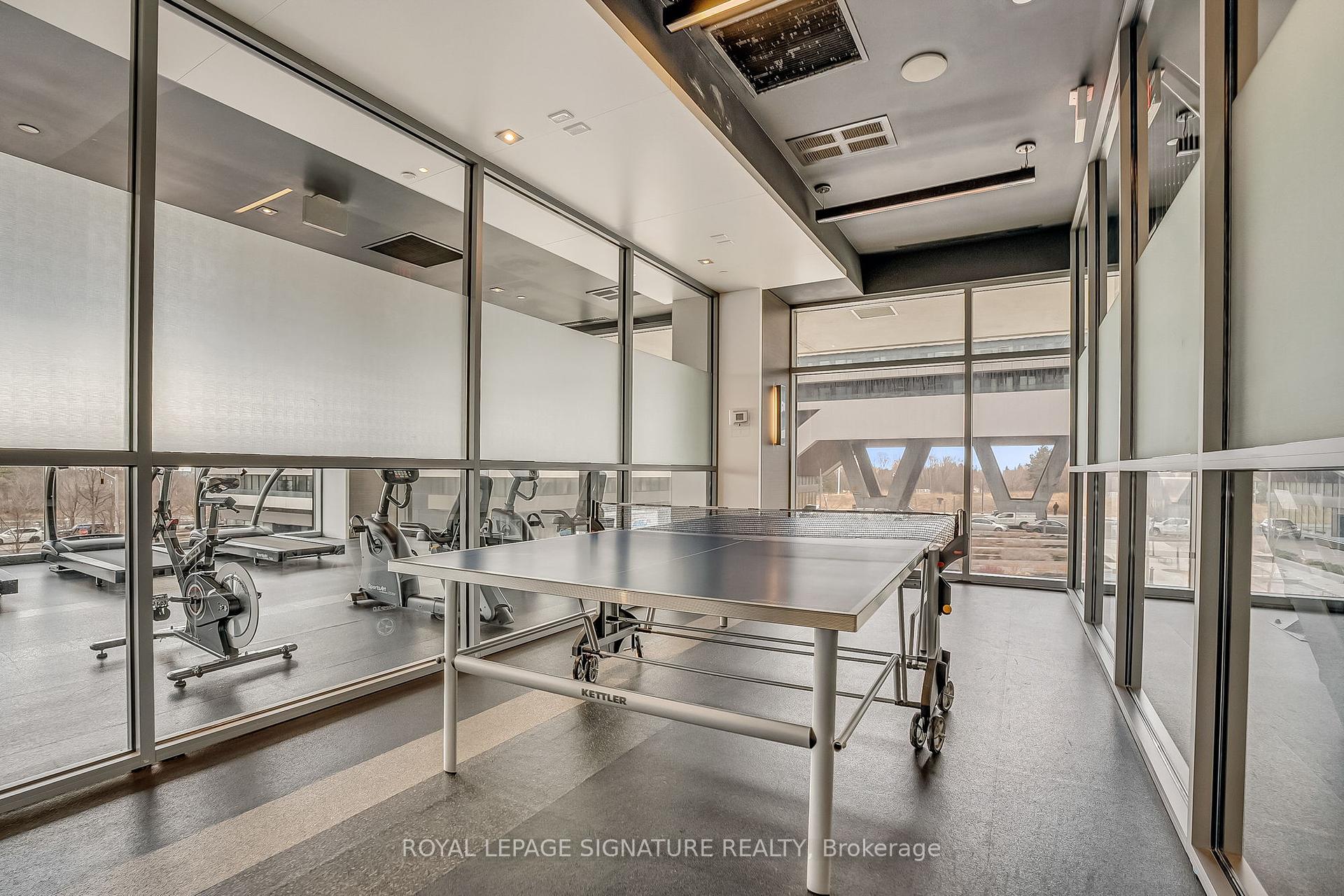 1 Bedroom Condo at 33 Shore Breeze,  Toronto For sale