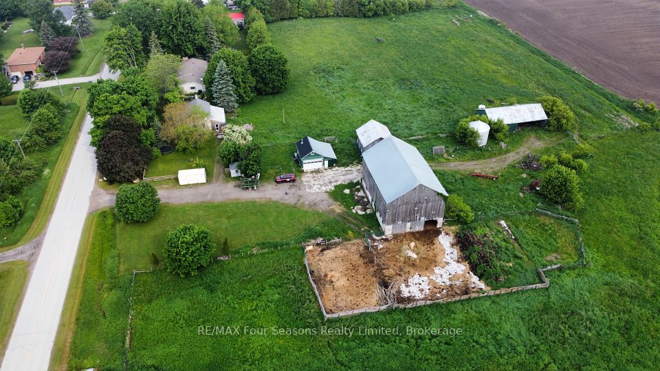 1592 Bruce Saugeen Town