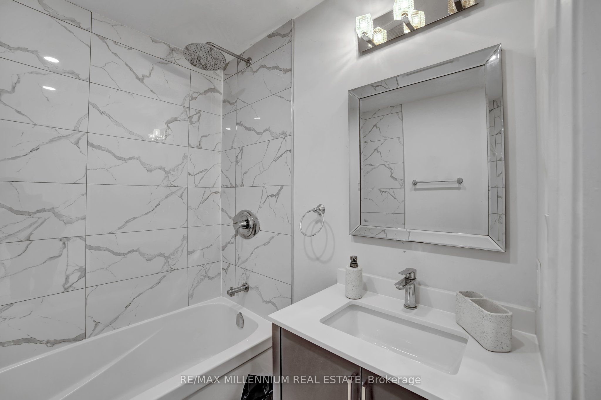 28 Albemarle Street