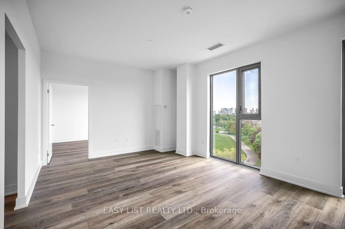3 Bedrooms Condo at 250 Lawrence, Toronto For sale