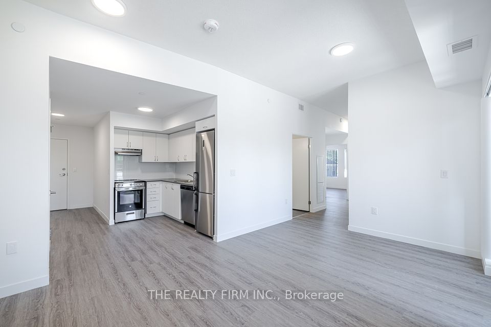 #225 - 375 South Street, London East, ON N6B 2M1
