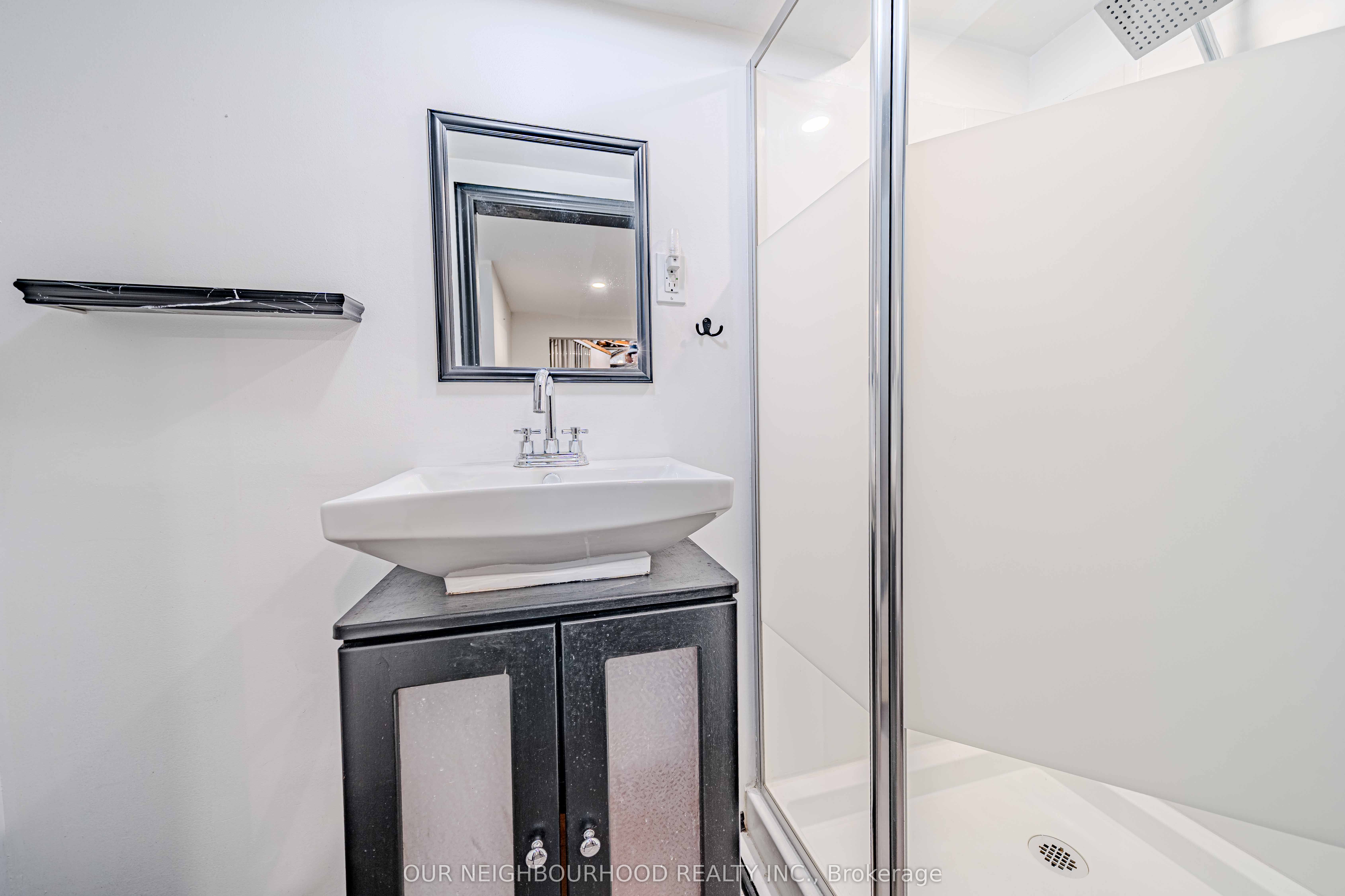 960 Glen Street, #56