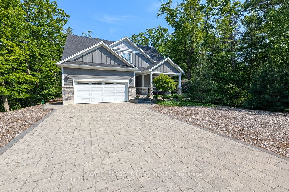 10124 SANDALWOOD Crescent, Lambton Shores, ON N0M 1T0