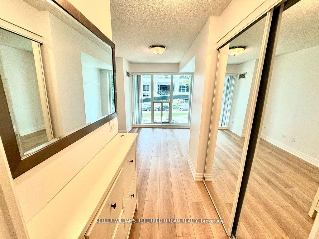1 Bedroom Condo at 2121 Lake Shore, Toronto For sale