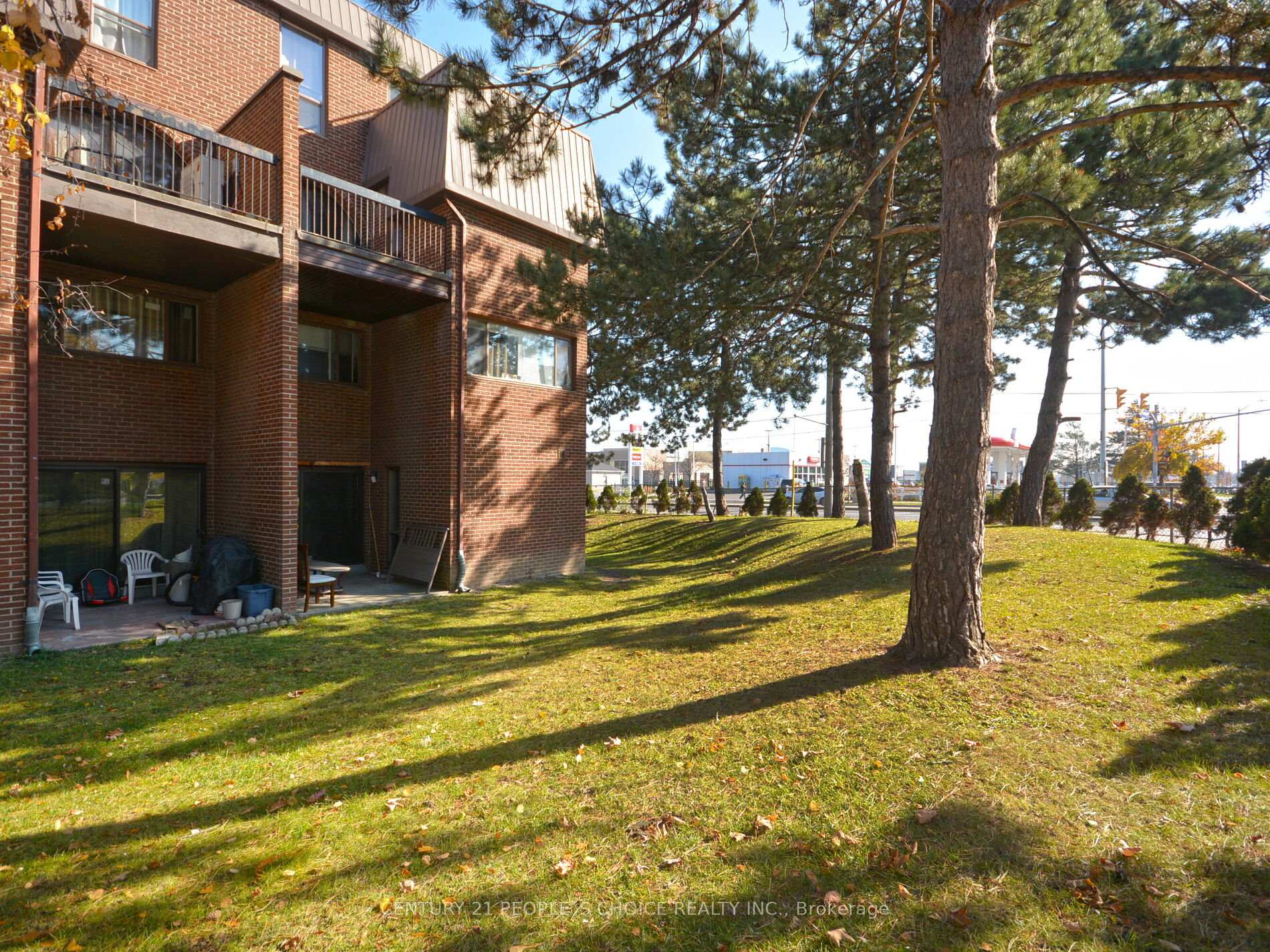 3 Bedrooms Condo at 3455 Morning Star,  Mississauga For sale