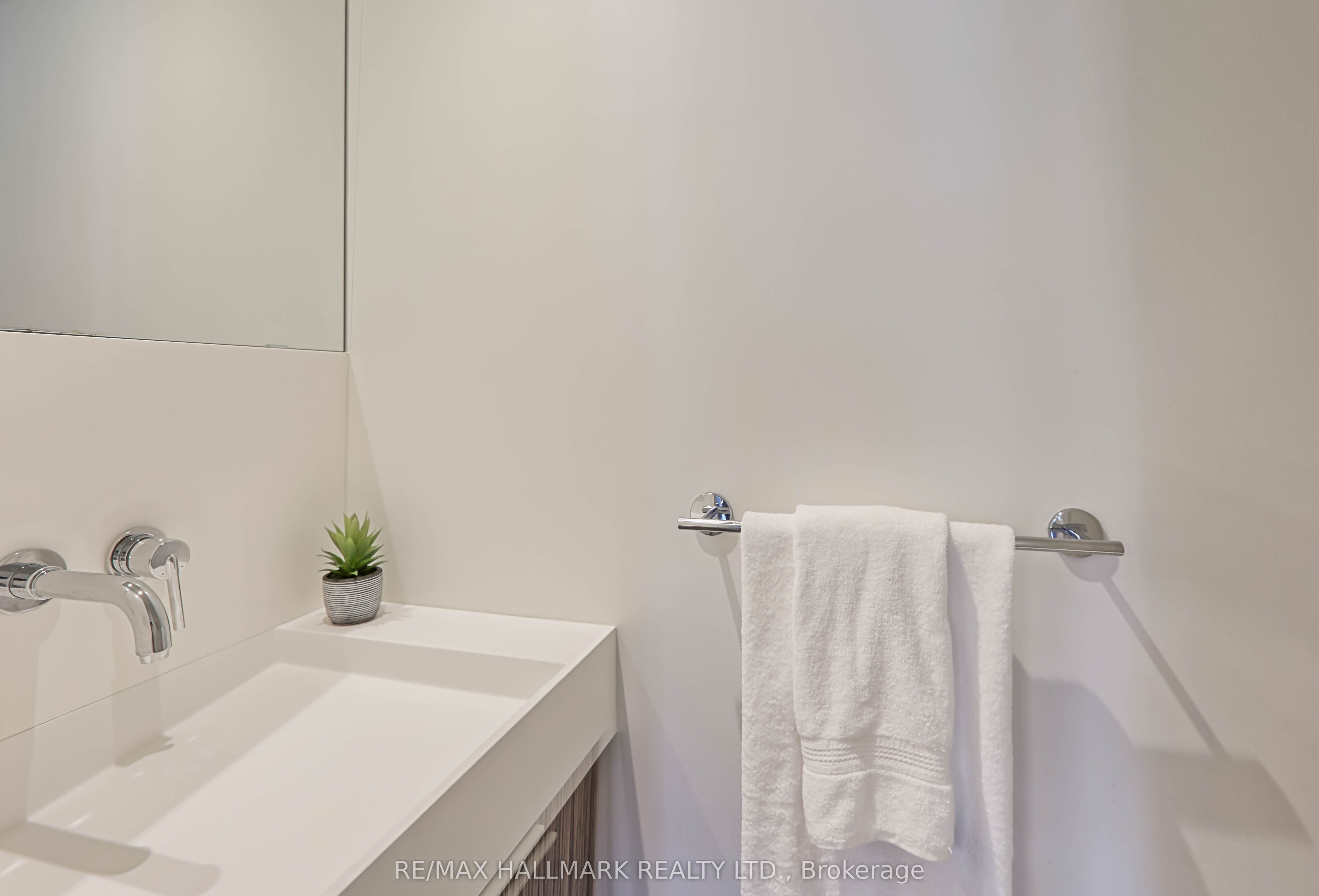 20 Richardson Street, #602