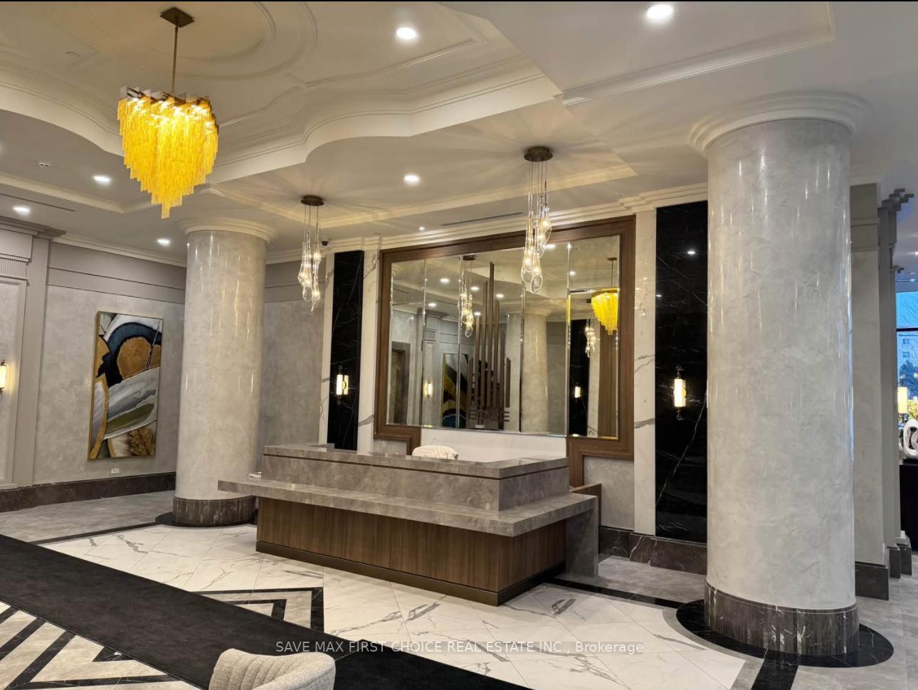 1 Bedroom Condo at 30 Elm,  Mississauga For sale