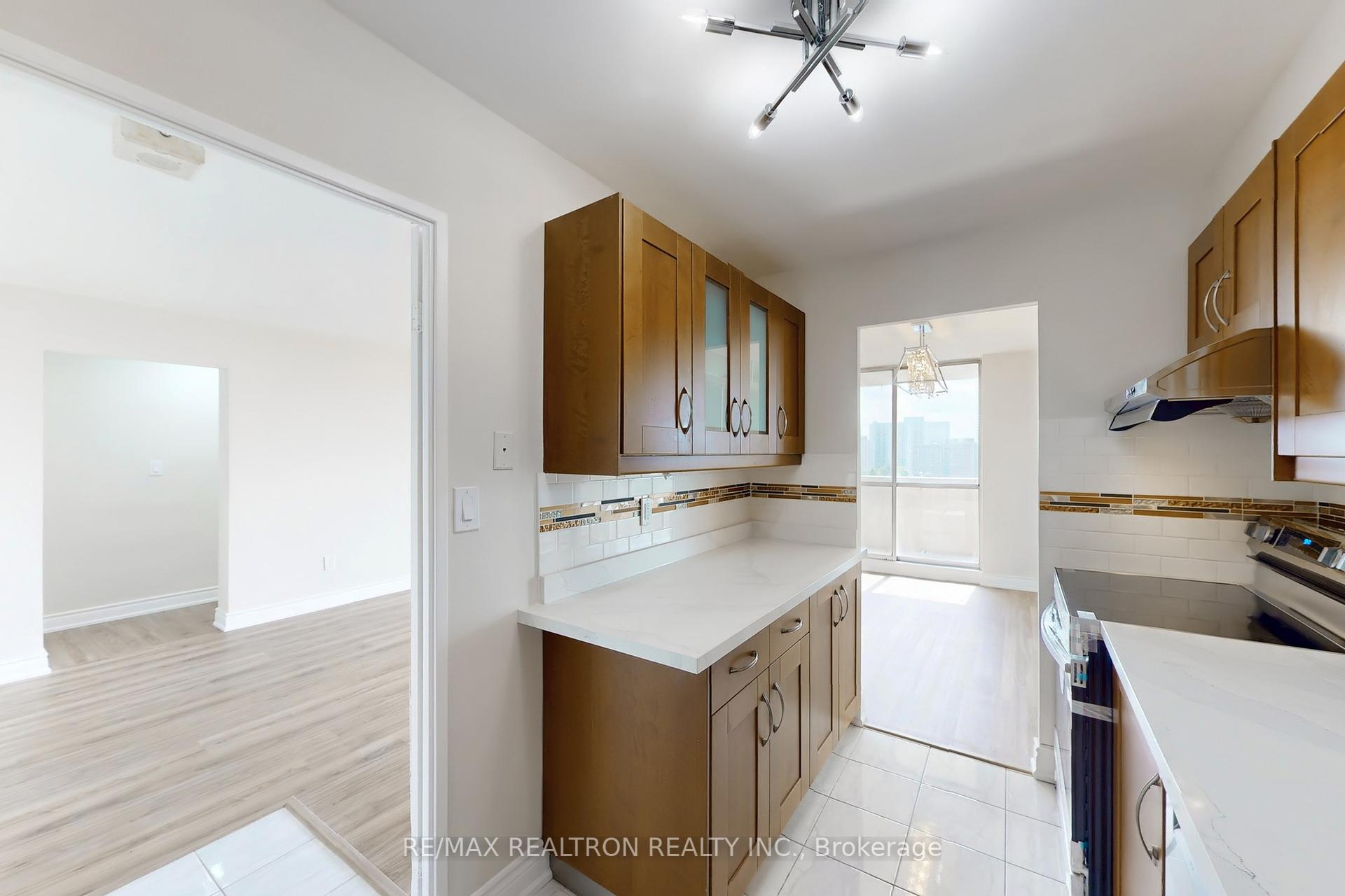 3 Bedrooms Condo at 1 Massey, Toronto For sale