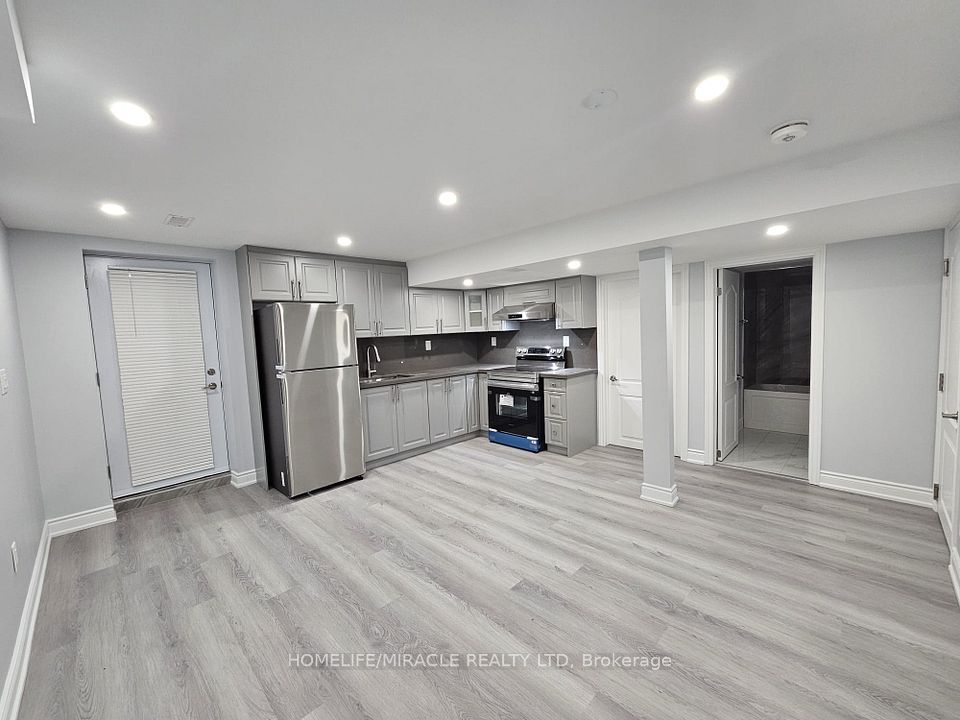 1092 Knotty Pine
