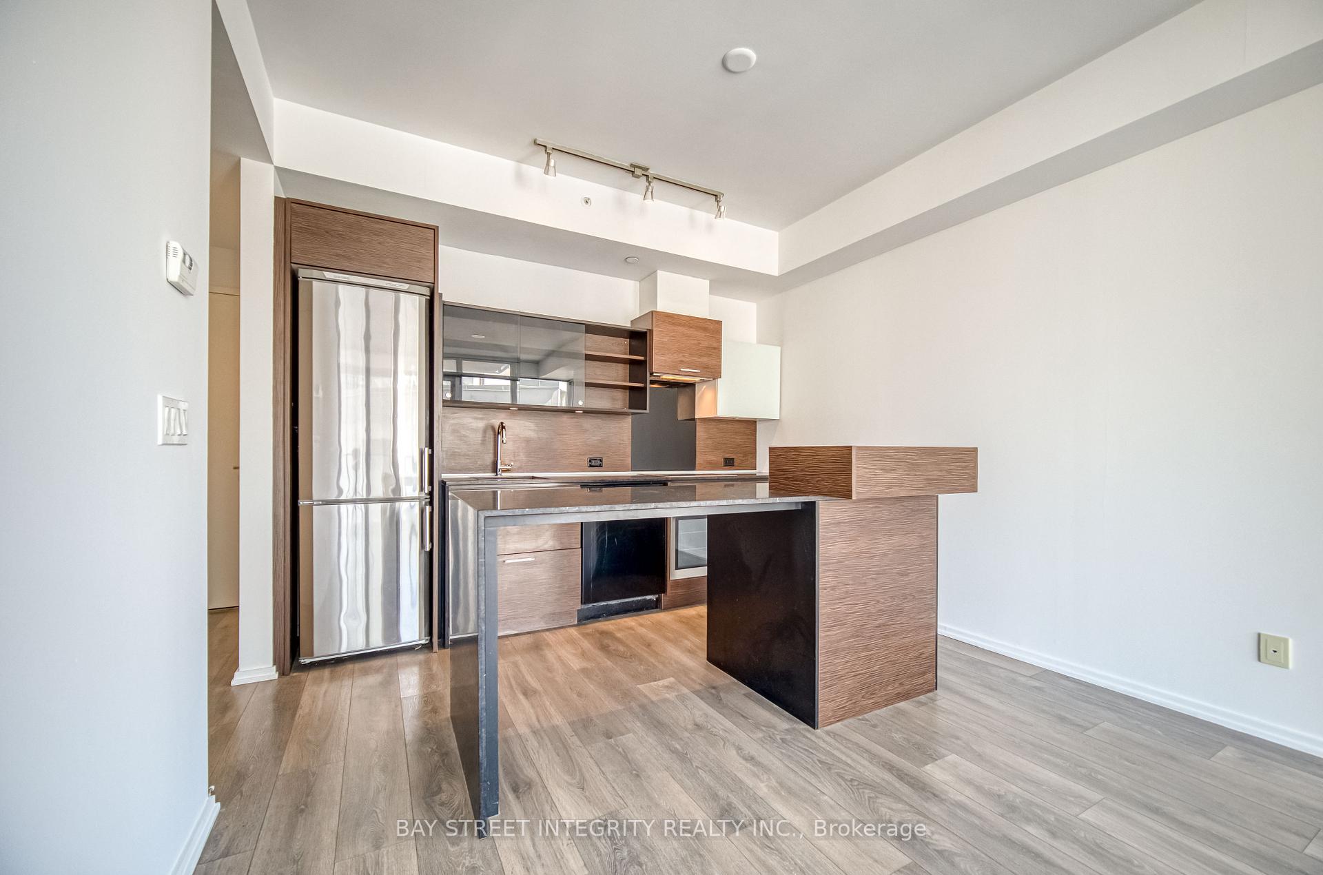 1 Bedroom Condo at 75 St Nicholas, Toronto For sale