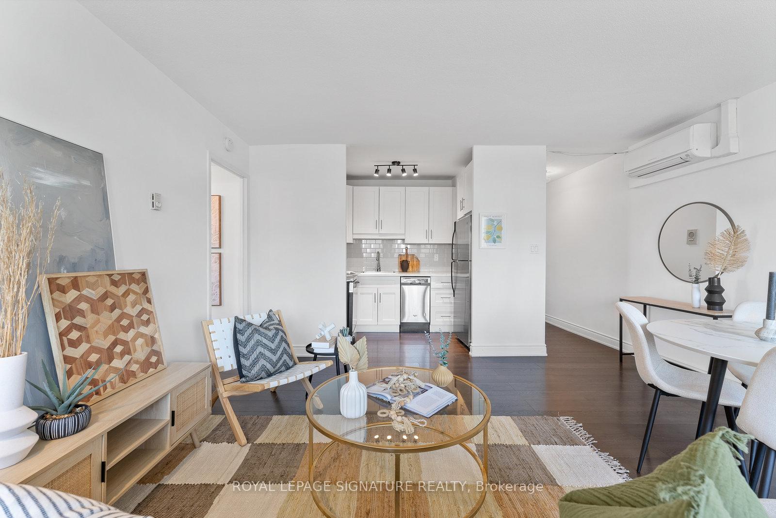 2 Bedrooms Condo at 40 Homewood, Toronto For sale