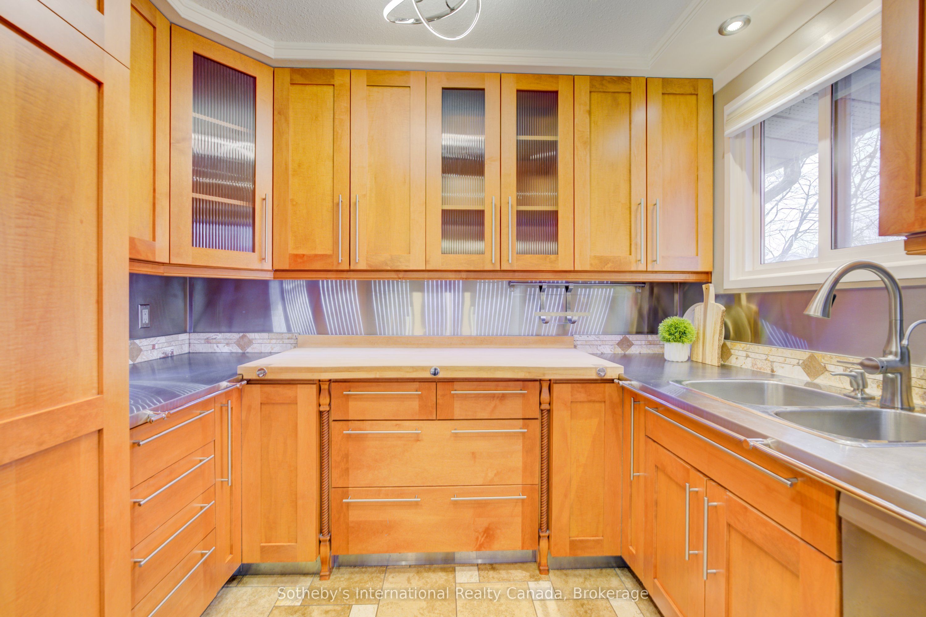 49 Cedarwoods Crescent, #52