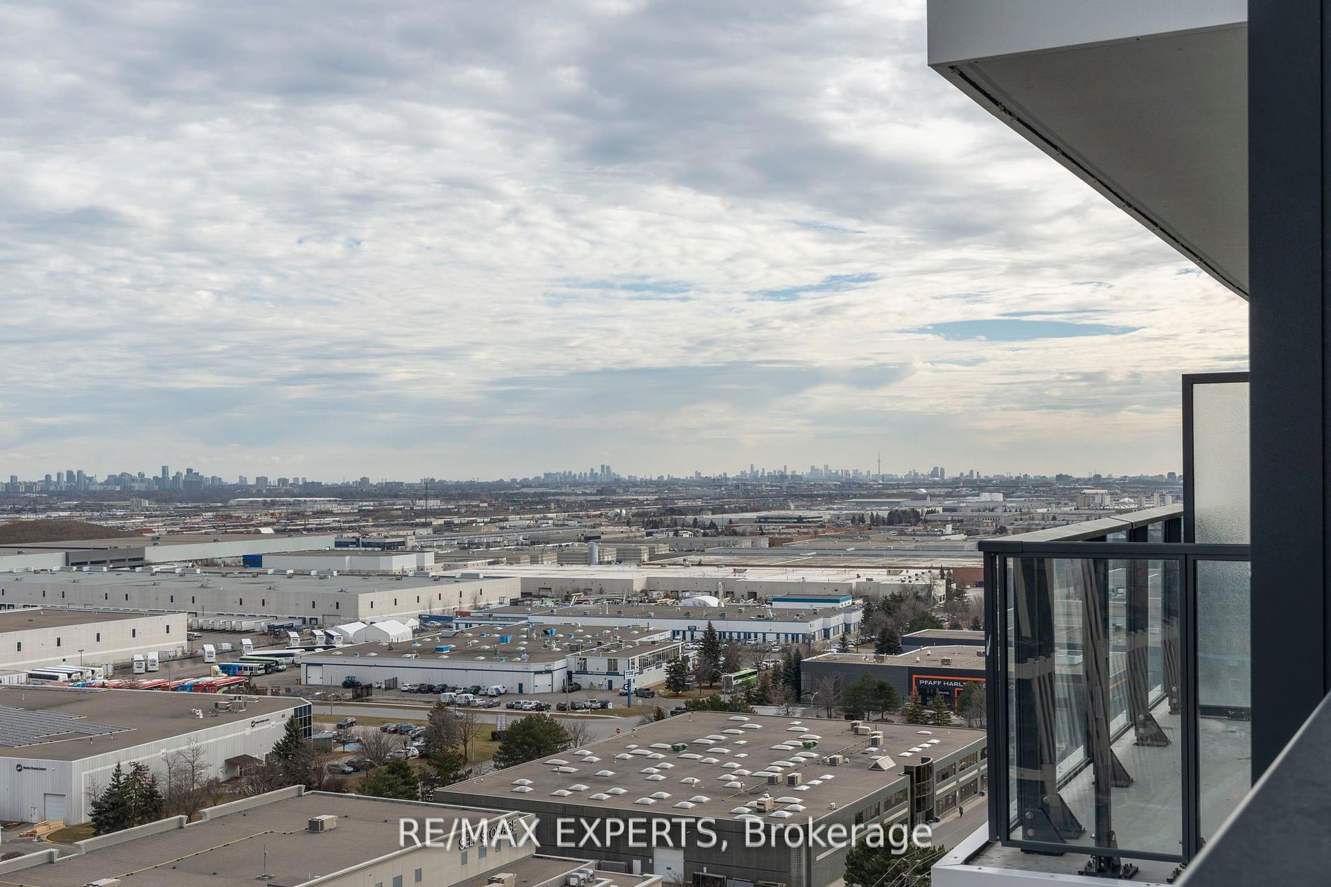 1 Bedroom Condo at 9000 Jane, Vaughan For sale