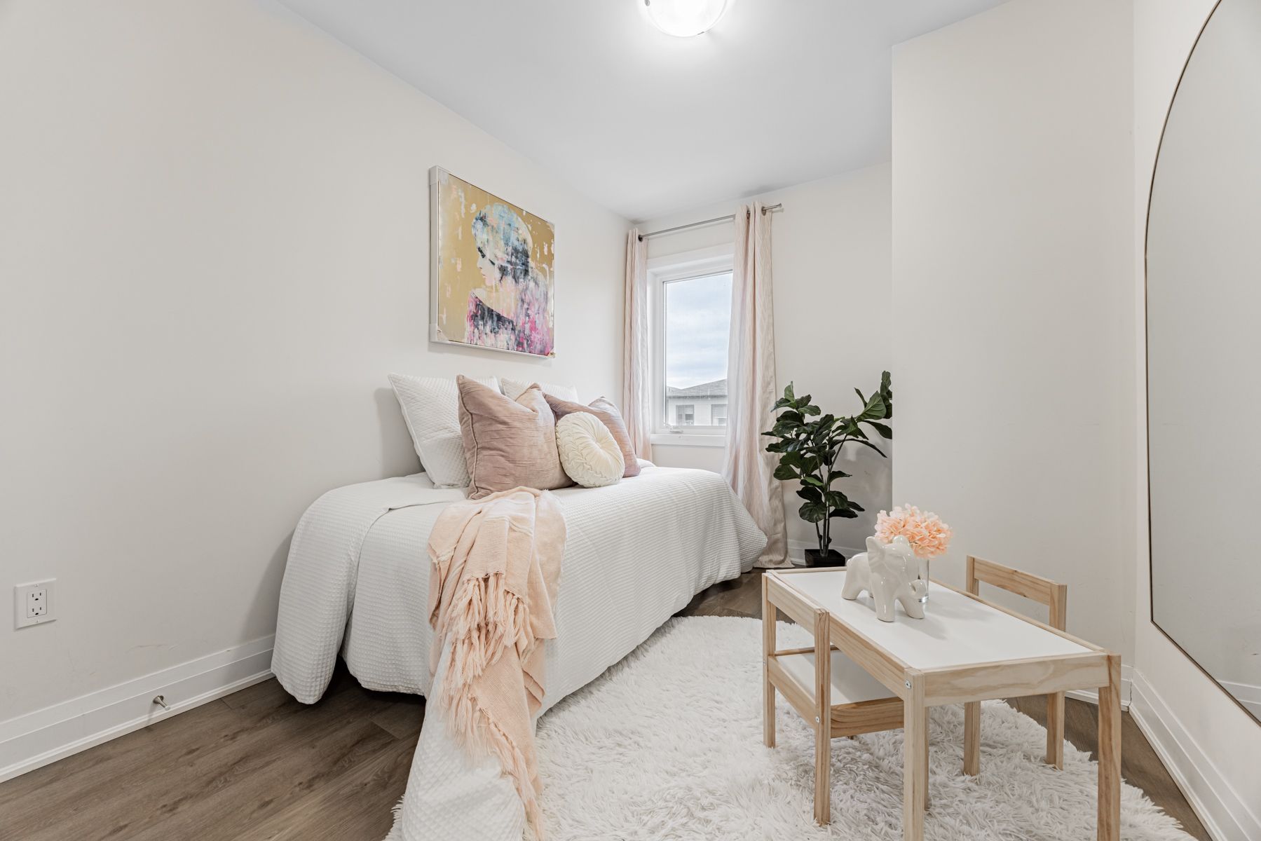 250 Finch Avenue 22