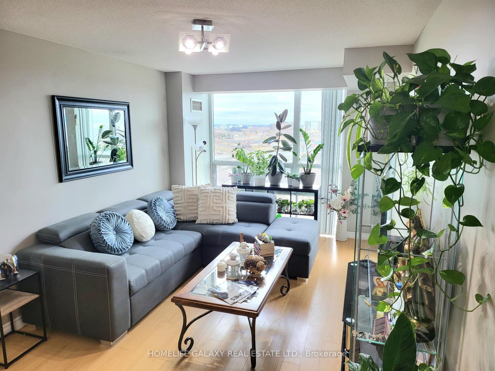 3 Bedrooms Condo at 68 Grangeway, Toronto For sale
