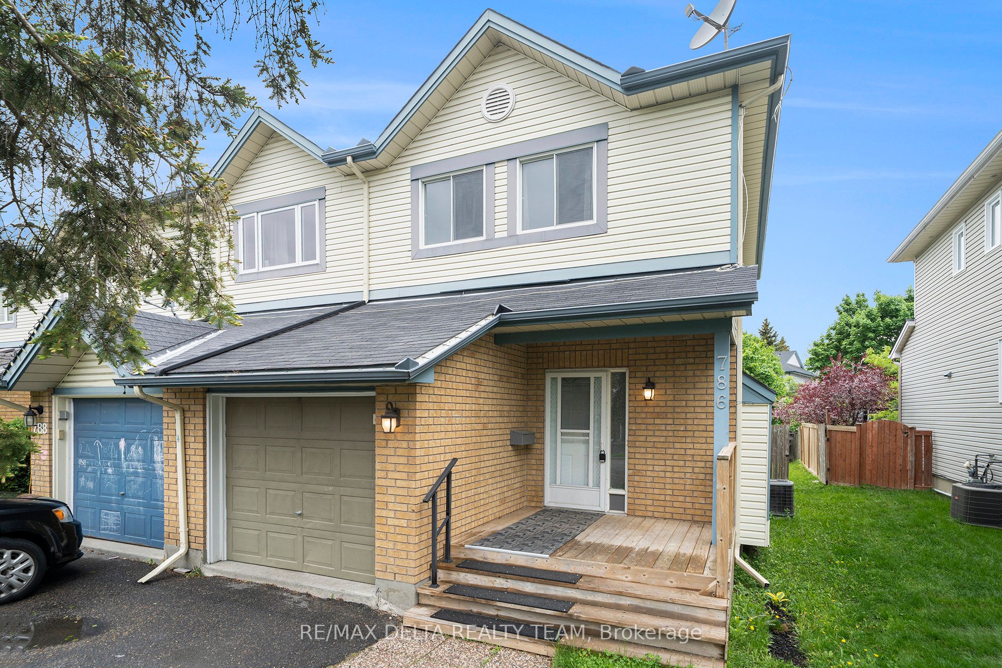 786 Hancock Crescent