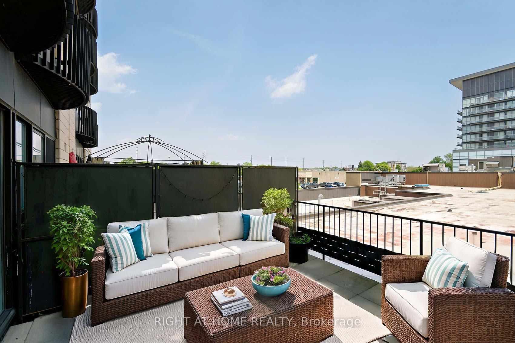 Condo at 2737 Keele, Toronto For sale