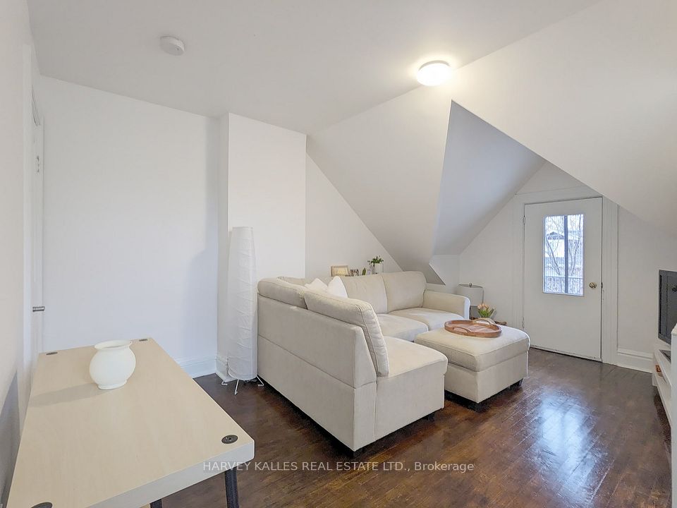 107 Concord Avenue 3A