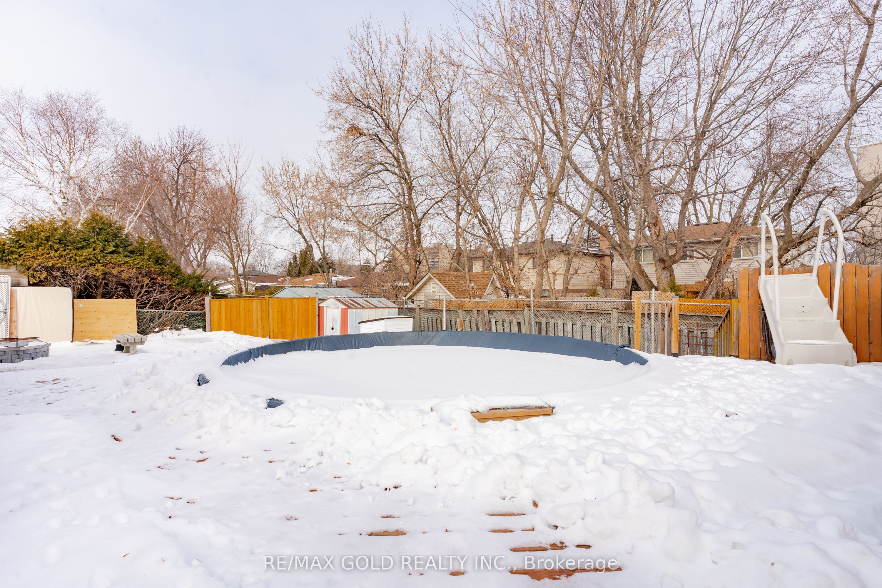 15 Castlemore Drive