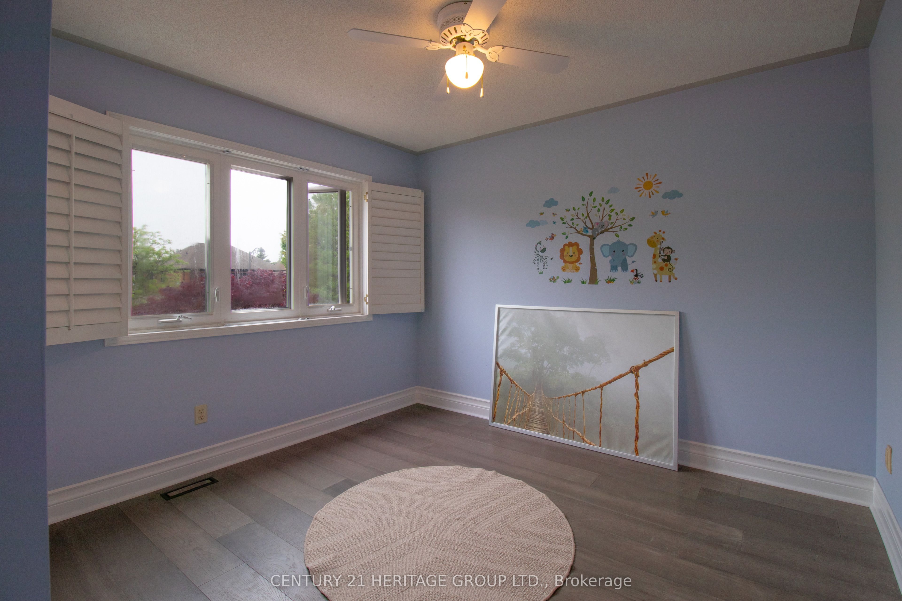 27 Charing Crescent