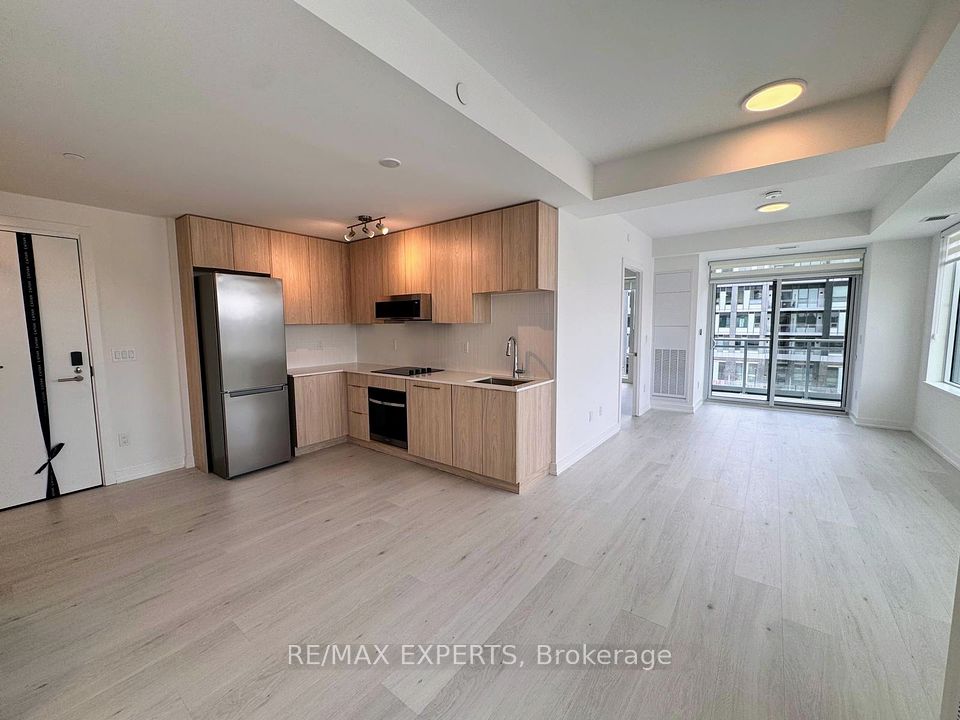 2501 Saw Whet Boulevard 304